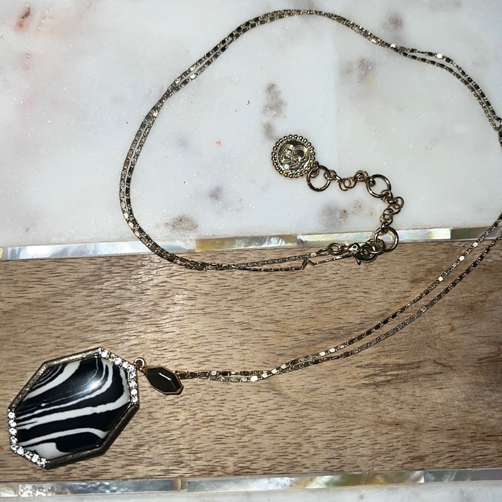 Black and White Pendant Necklace